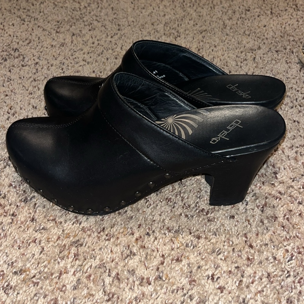 Dansko Rae Heeled Clogs Leather Studs Heels Slip On black US 10.5 or 11 - Picture 5 of 9